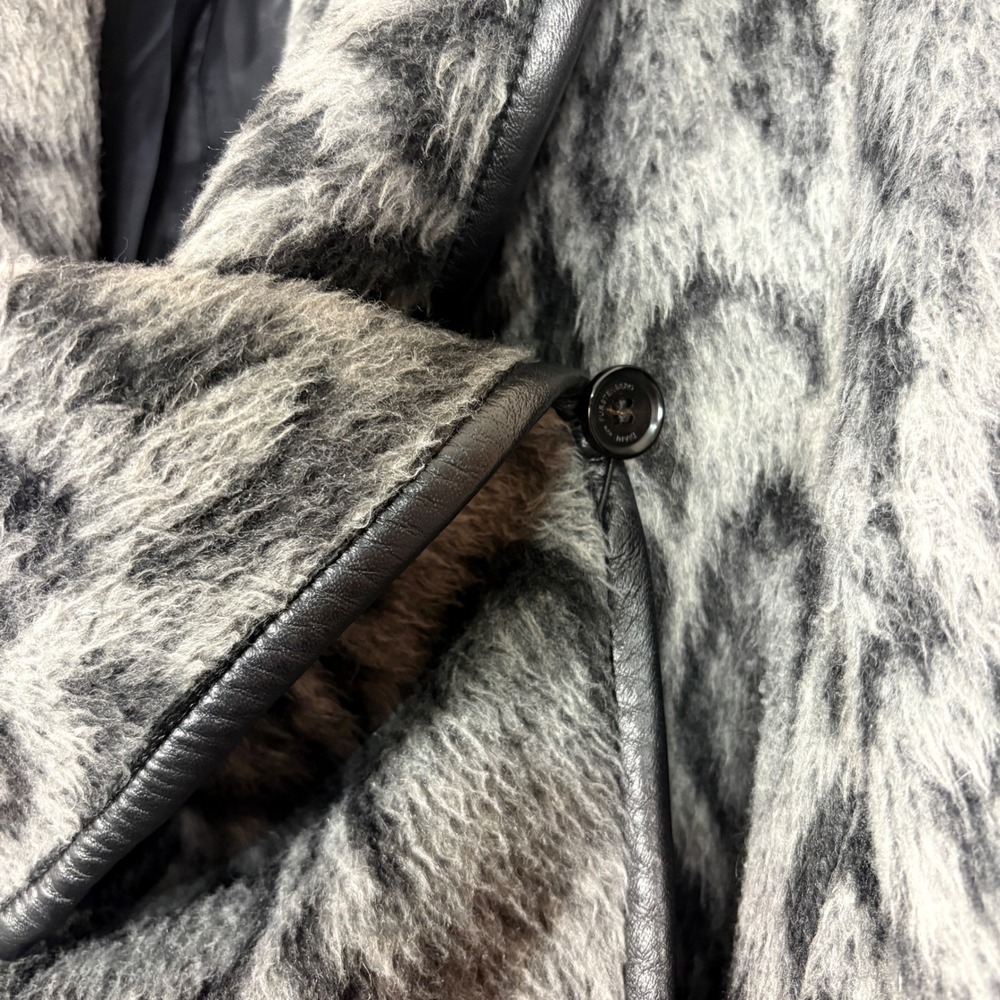 Diane Von Furstenberg Gray Leopard Faux Fur Coat Asymmetrical Shawl Collar L - Picture 10 of 16
